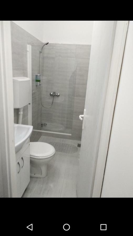 Apartmani Pinokio Nis Exterior foto