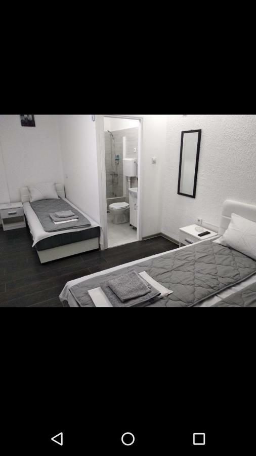 Apartmani Pinokio Nis Exterior foto